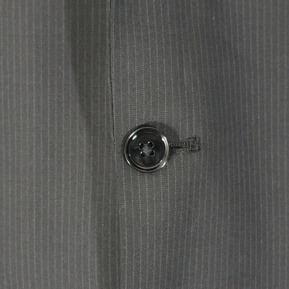Express Photographer Men's Sport Coat Two Button CH Black Striped 36R Fitted‎